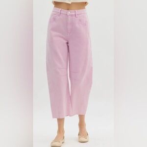NWT Entro Pink High Waist Ankle Length Barrel
Pants - Medium
